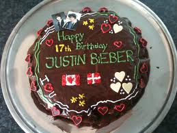 Happy Birthday Jaaden! Weird-beiber-cake